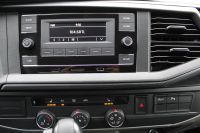 Volkswagen T6.1 Kombi Lang LR 150PS DSG AHK ALU PDC Standhz