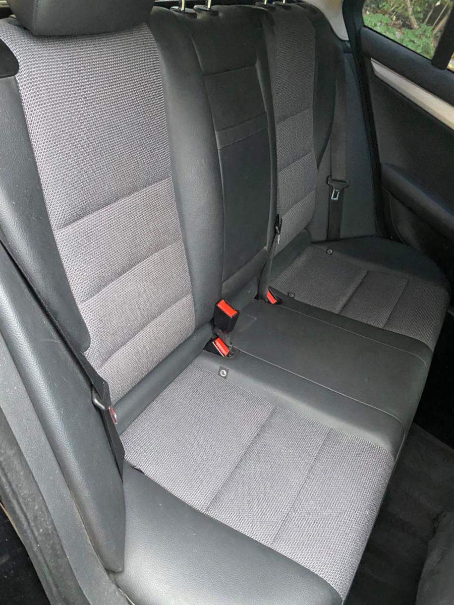 Mercedes-Benz C200 2013 — photo 19