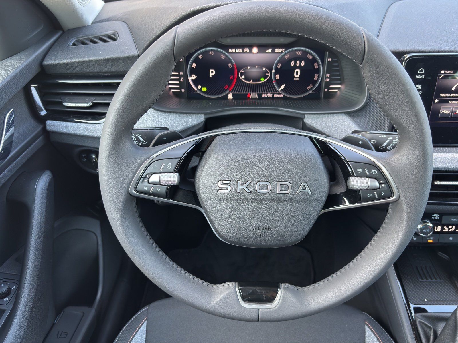 Fahrzeugabbildung SKODA Kamiq Balance 1,0 TSI 85 kW DSG AHK/MATRIX/ACC/