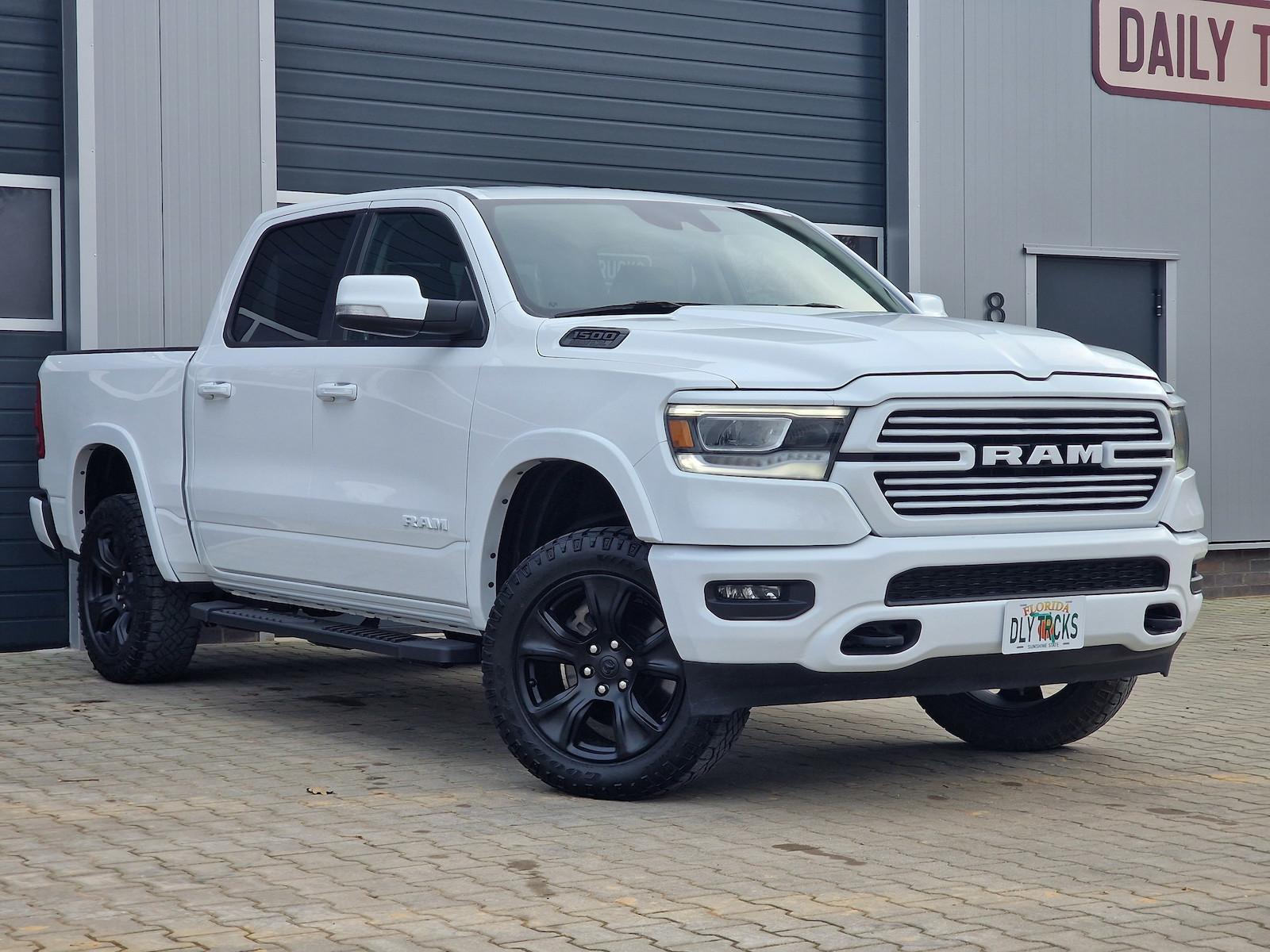 Dodge RAM 1500 5.7 4x4 Laramie Memory AHK Kamera LED
