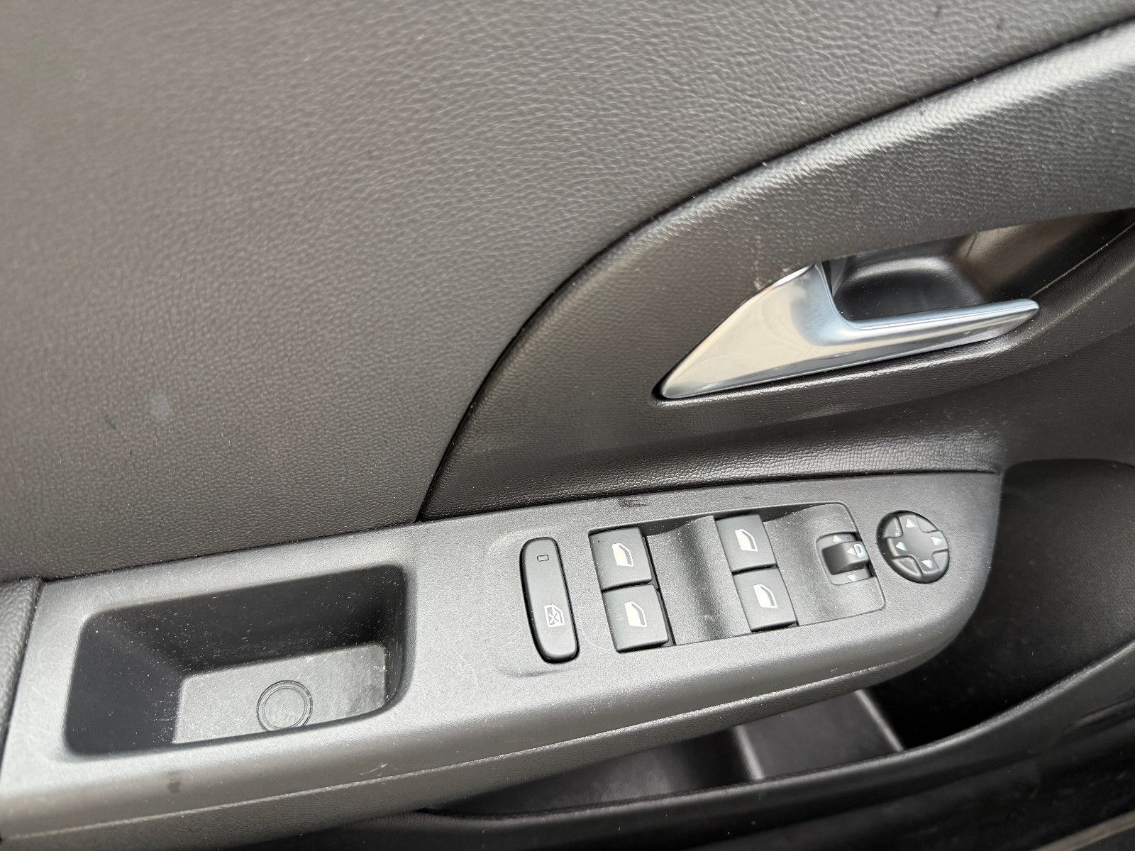 Fahrzeugabbildung Opel Corsa F GS MildHybrid 107KW 6e-DCT