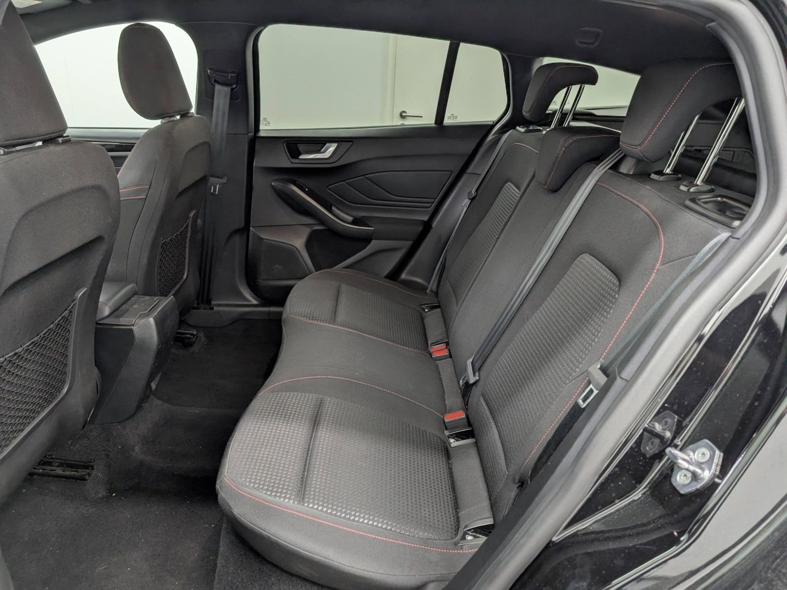 FORD Focus  Turnier 1.0 MHEV ST-Line Navi ACC – Bild 9