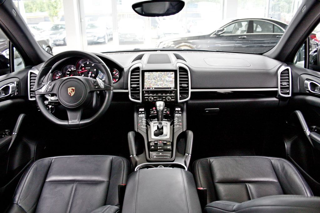 Porsche Cayenne Diesel 2. Besitz LUFT BOSE PANO LEDER