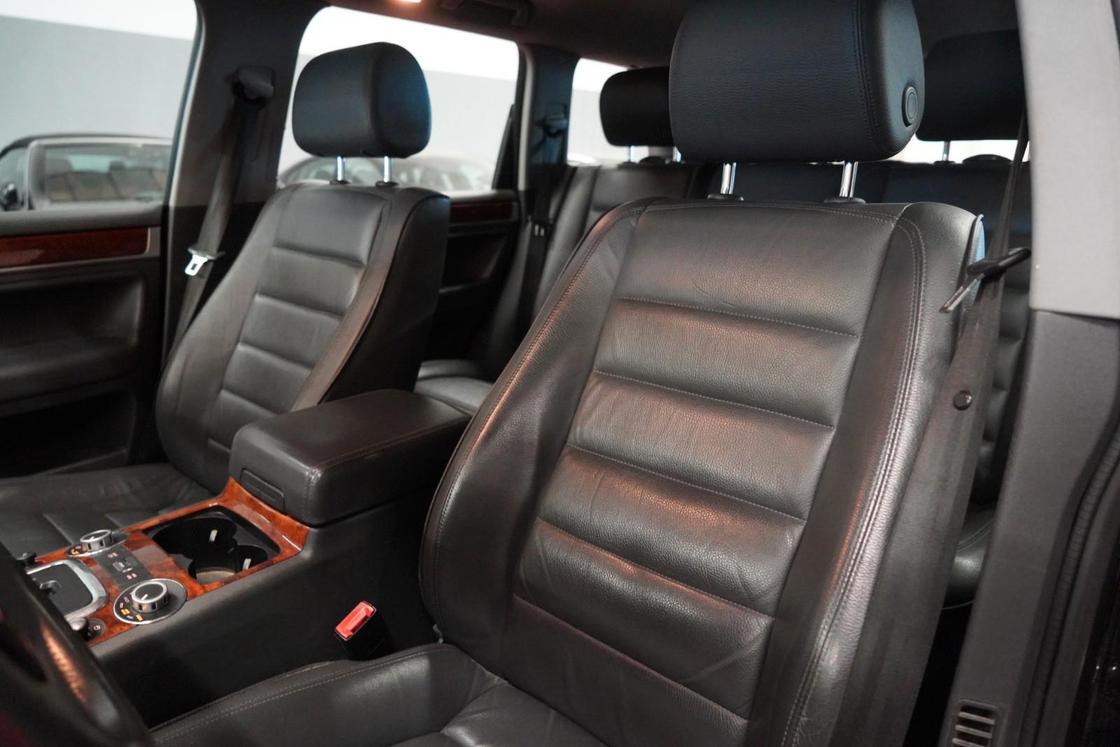 Volkswagen Touareg 2006 — photo 15