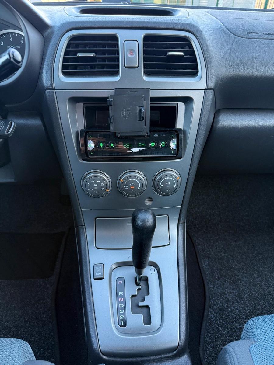 Subaru Impreza 2005 — photo 12