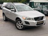 Volvo XC60 Momentum AWD Pano/Automatik/Pdc/AHK - gebrauchte Volvo XC60 aus dem Jahr 2012