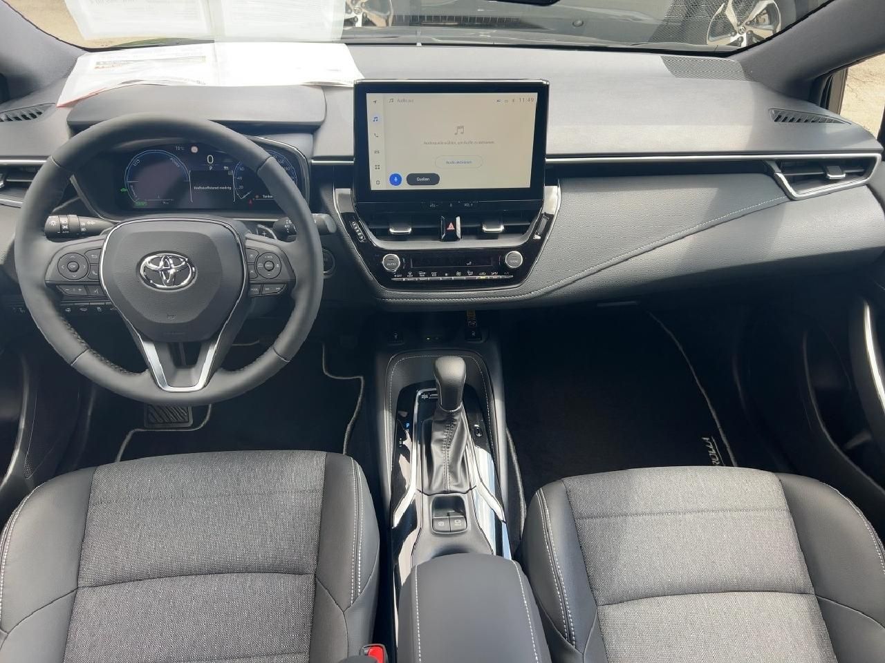 Fahrzeugabbildung Toyota Corolla TS Hybrid Teamplayer + Technik Paket