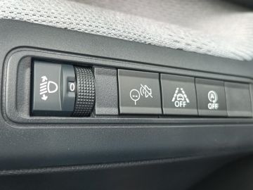 Citroën C3 Turbo 100 MAX HUD°NAVI°LED°RFK°FRONT- LENKKRA
