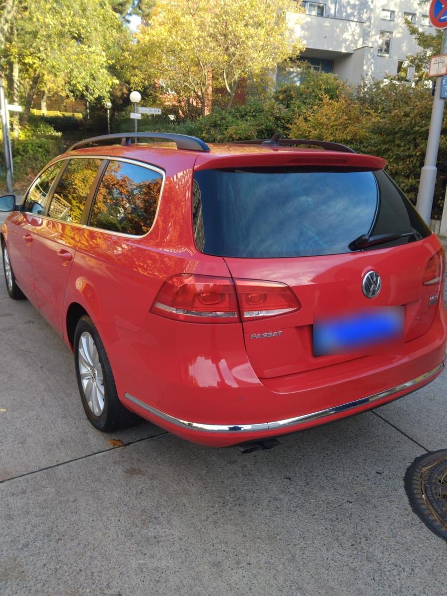 Volkswagen Passat 2012 — photo 7