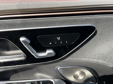 صورة مصغرة 12 لـ 2022 Mercedes-BENZ EQE