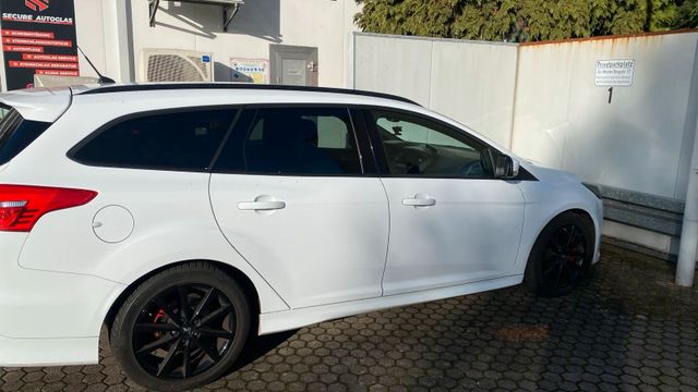 Ford Focus ST MK3 Volle Ausstattung