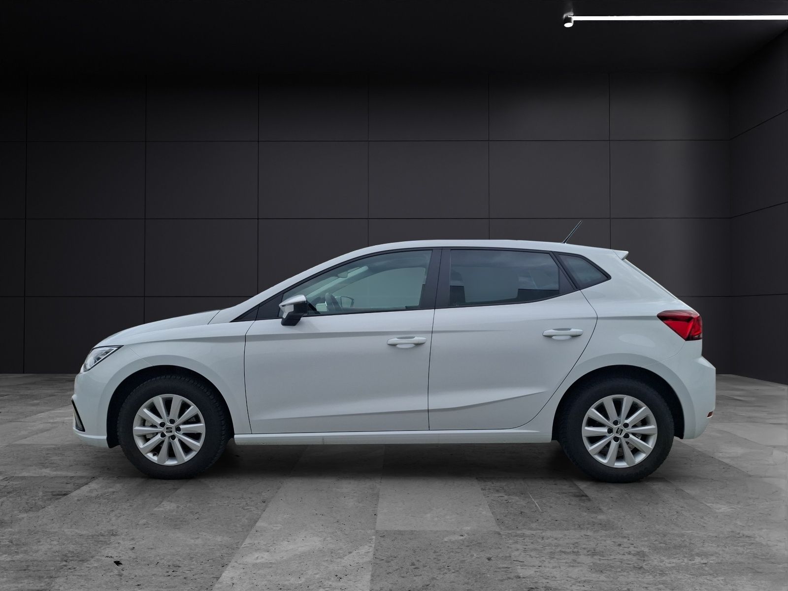 Fahrzeugabbildung SEAT Ibiza TSI Style LED Navi ACC VC RFK SH LM