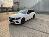 Mercedes-Benz C 180 T Autom. W205 AMG-LIne Night Paket 9G - Mercedes-Benz C-Klasse W205
