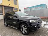 Jeep Grand Cherokee 3.0 CRD Overland - Jeep Gebrauchtwagen in Frankfurt