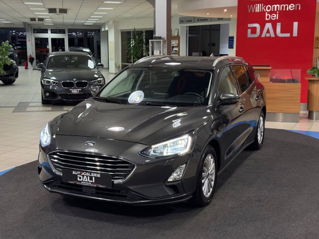 Ford Focus Turnier Titanium X NAVI-CARPLAY-KAMERA-SHZ