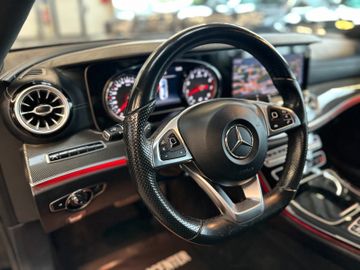Mercedes-Benz E 200 E Coupe *AMG*360*Parkass*LED*