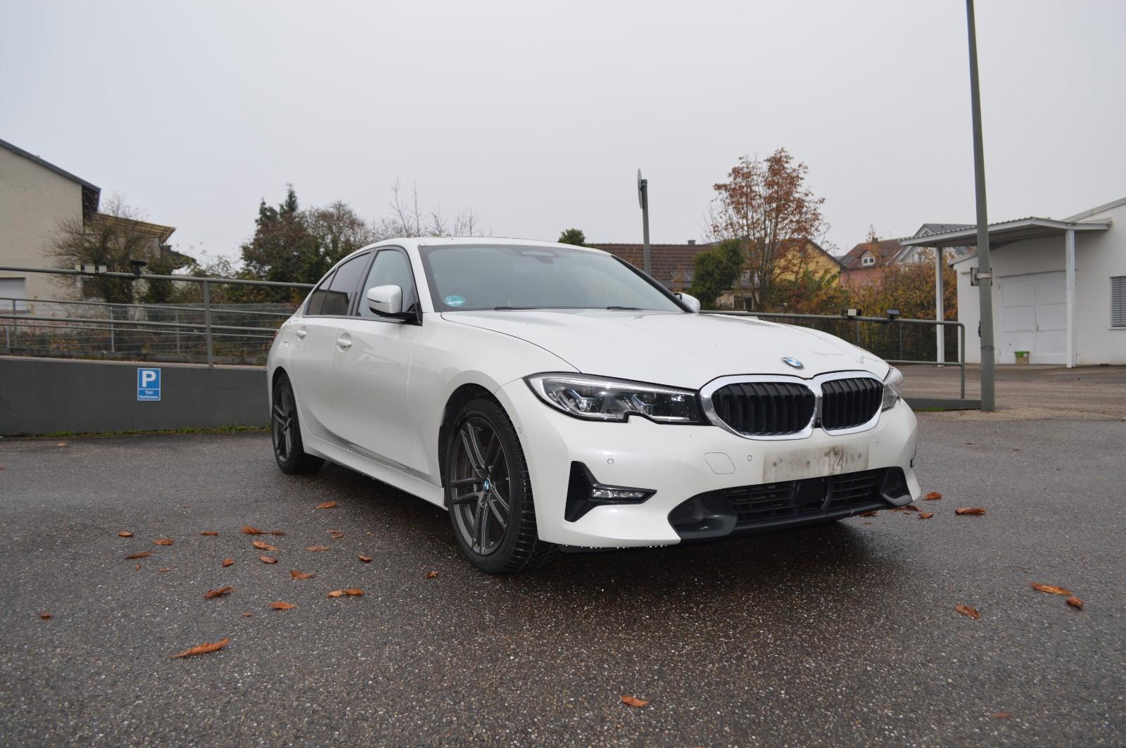 BMW 330 3 Limousine 330 d xDrive Sport Line