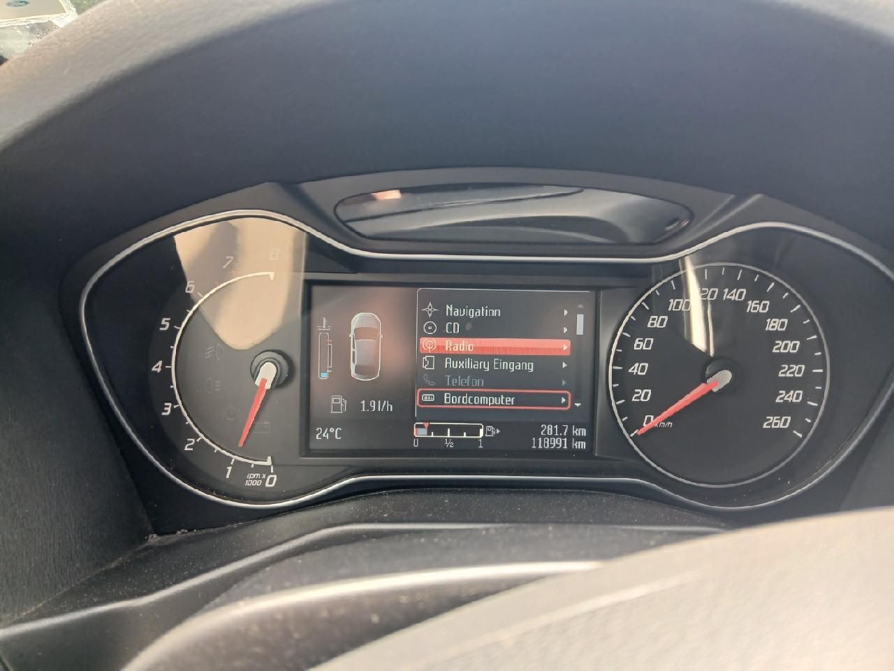 Fahrzeugabbildung Ford Mondeo Turnier Titanium