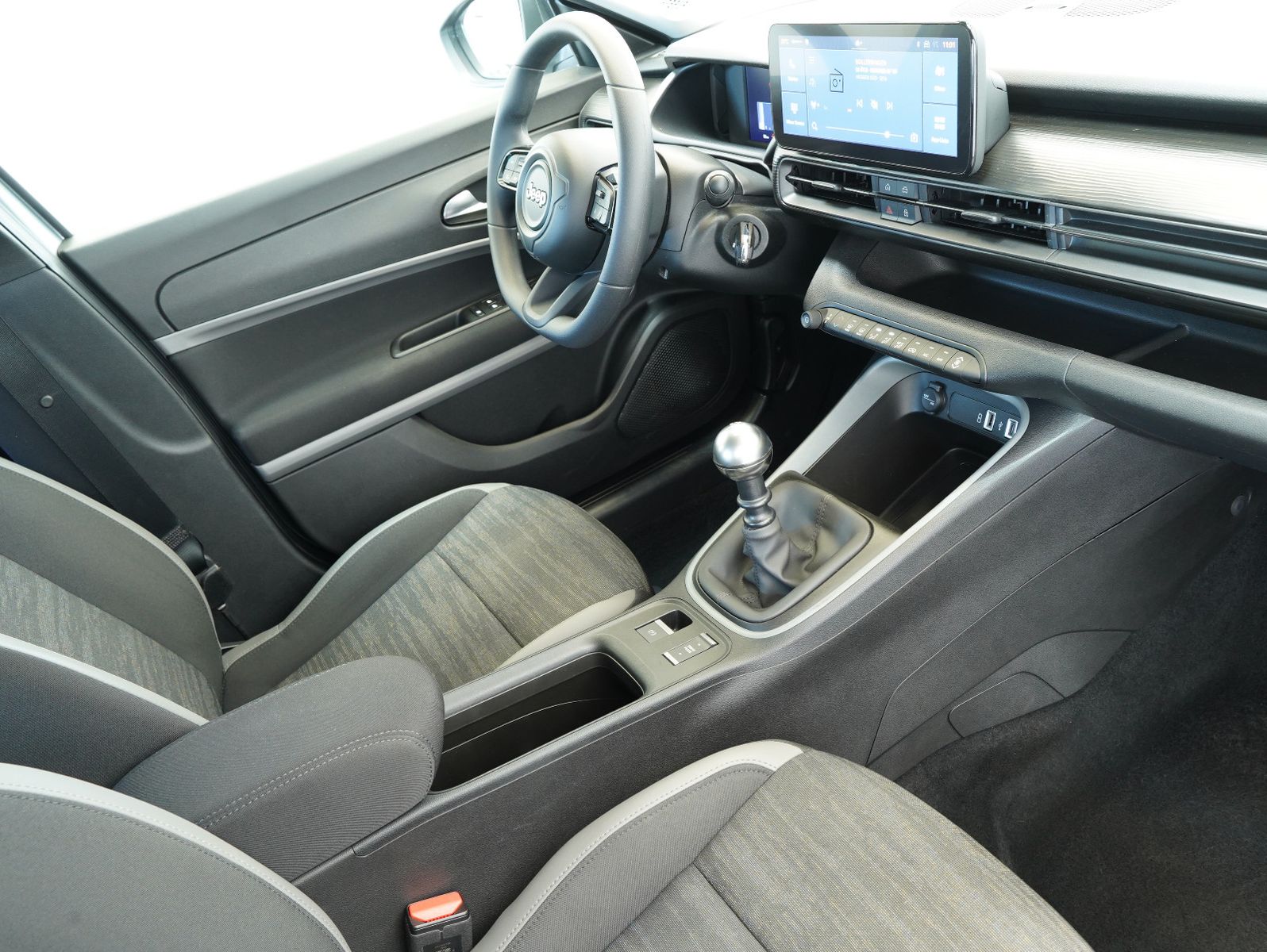 Fahrzeugabbildung Jeep Avenger 1.2 T-GDI Longitude