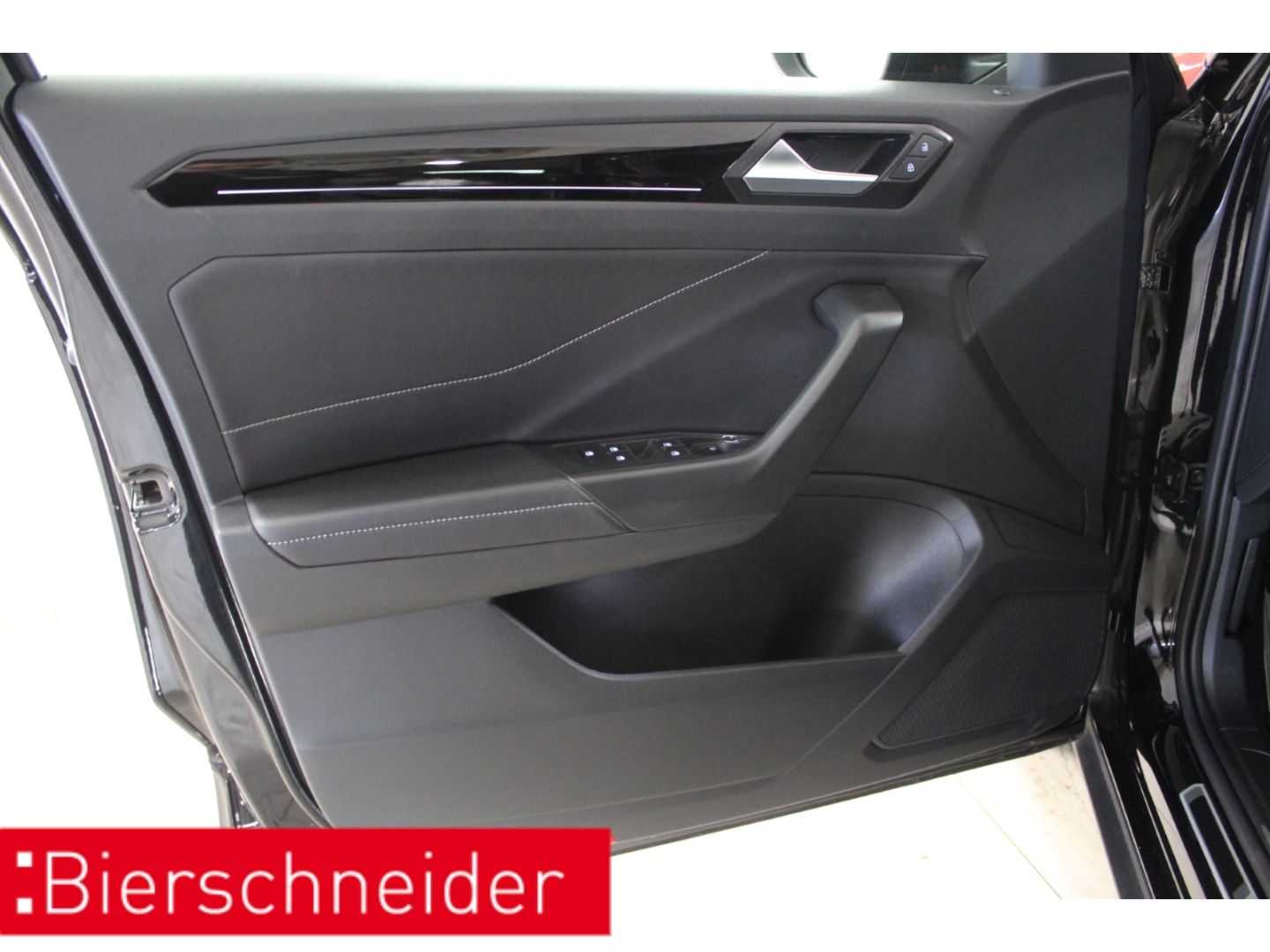 Volkswagen T-Roc - Bild 10