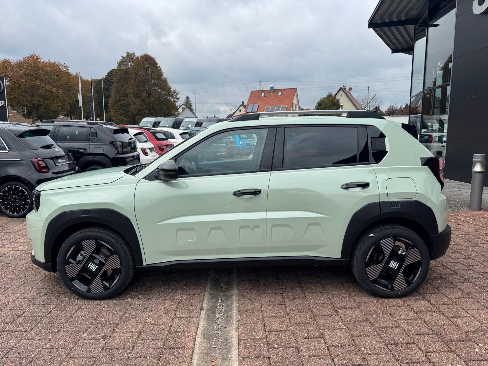 Fahrzeugabbildung Fiat Grande Panda Elektro La Prima 44 kWh Navi Kamera