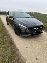 Mercedes-Benz CLA 200 / AMG Line / Night Paket - gebrauchte Mercedes-Benz CLA 200 aus dem Jahr 2019