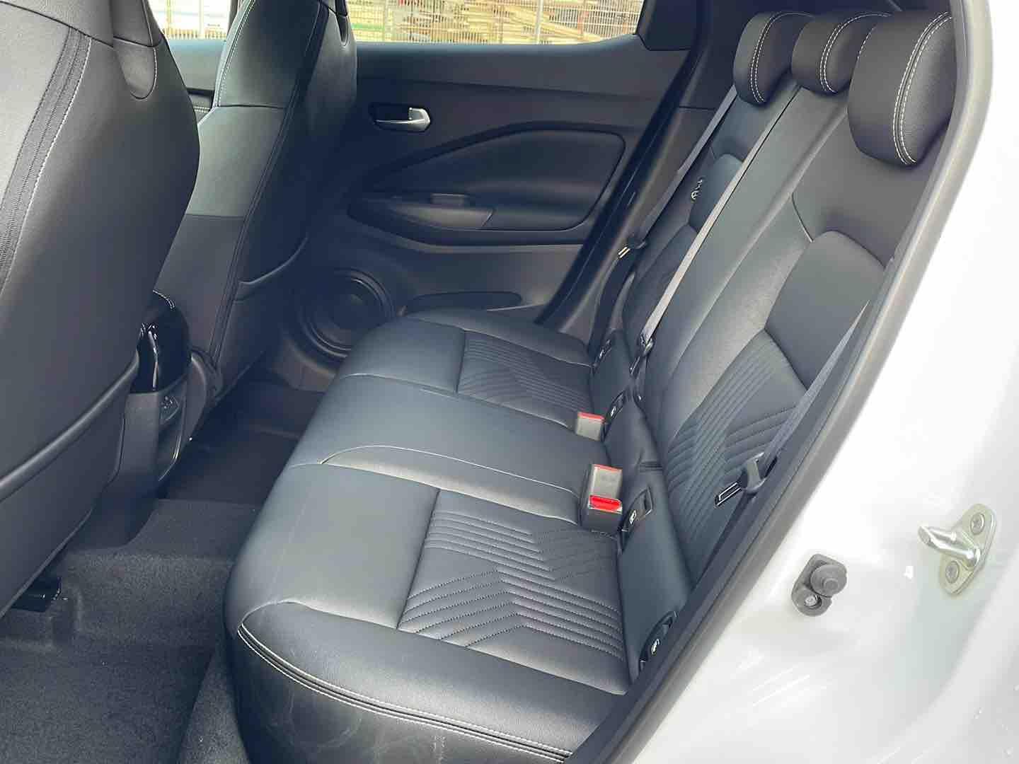 Nissan Juke 1,0 DIG-T Automatik Tekna, миниатюра 12