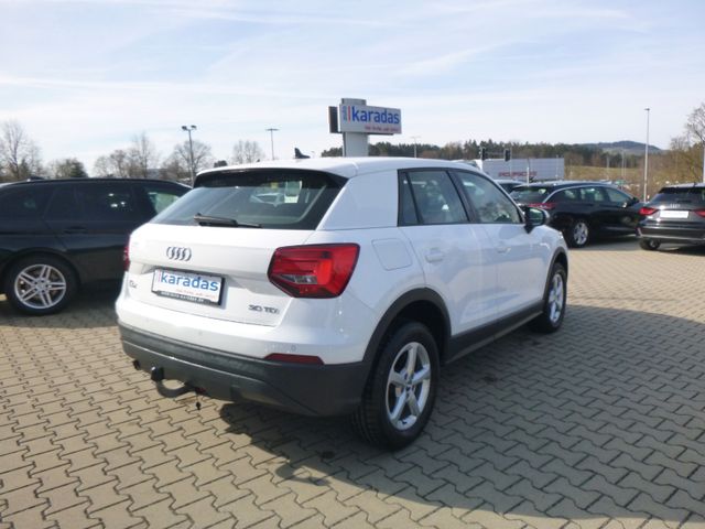 Fahrzeugabbildung Audi Q2 30 TDI >AUT/AHK /NAVI/TEMP/Einparkhilfe<