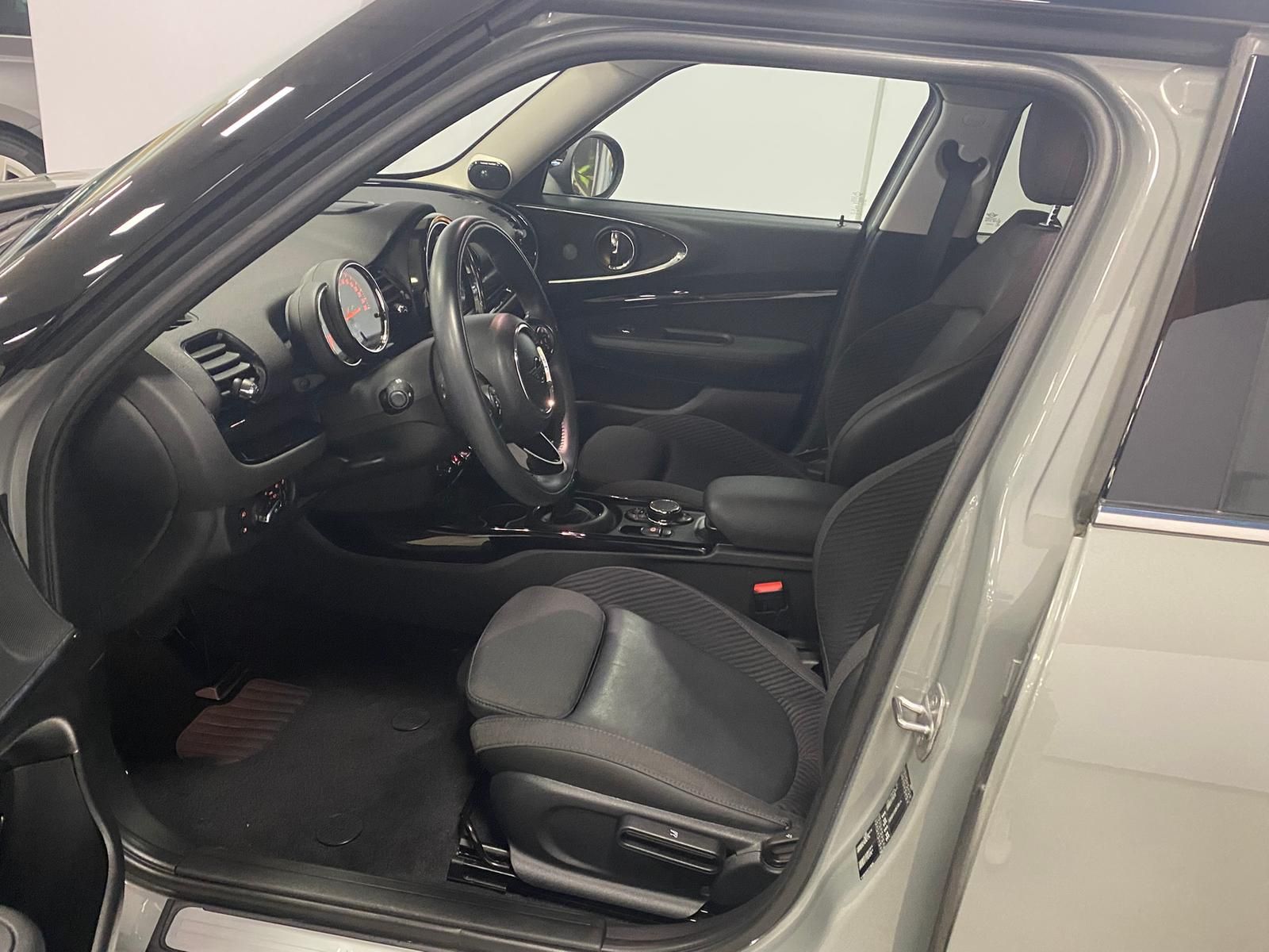 Fahrzeugabbildung MINI Cooper 1.5 12V Cooper KLIMA+NAVI+SITZHEIZ+ALU+LE