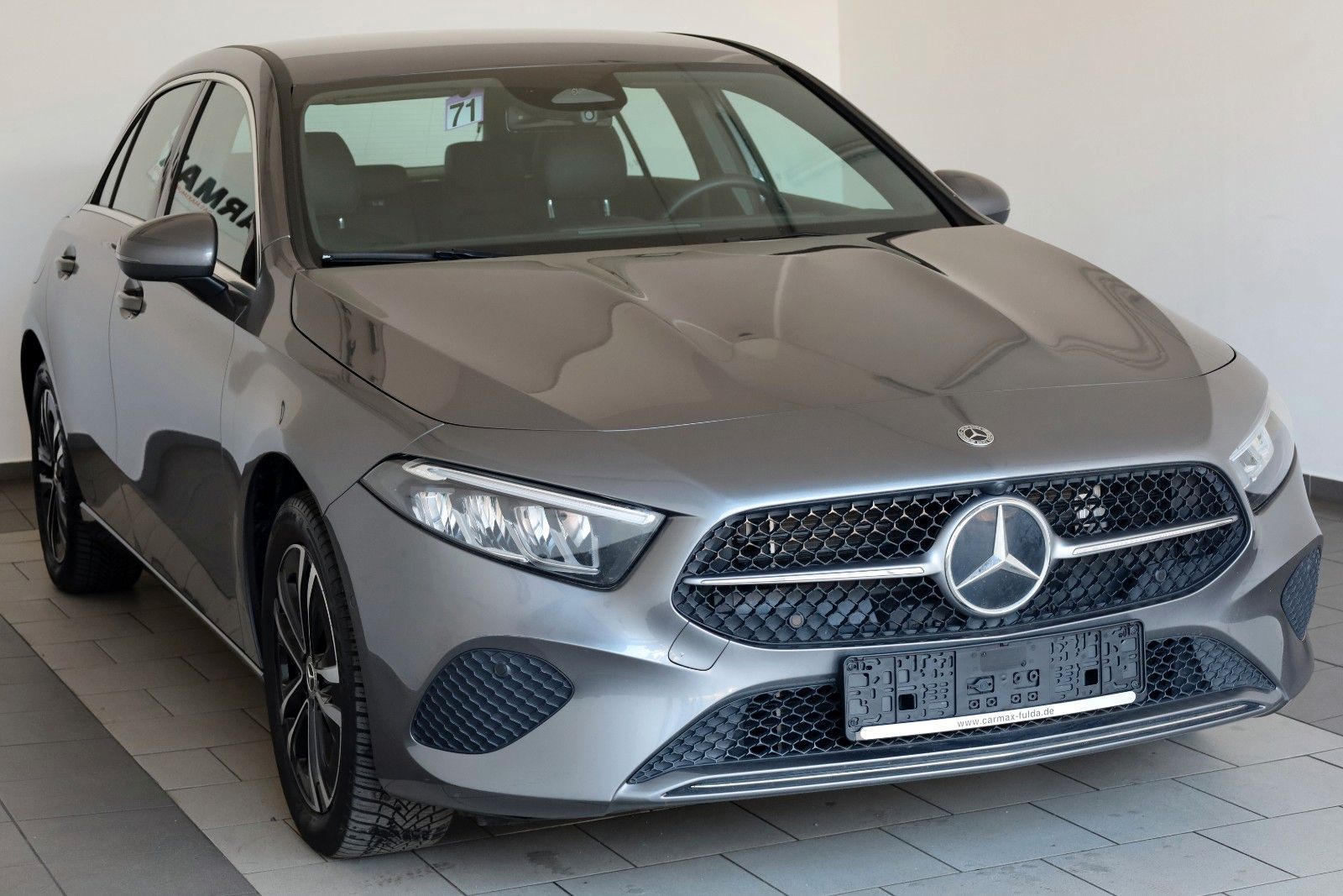 Fahrzeugabbildung Mercedes-Benz A 250 e, Progressive, Leder,Navi,LED,SH,Facelift