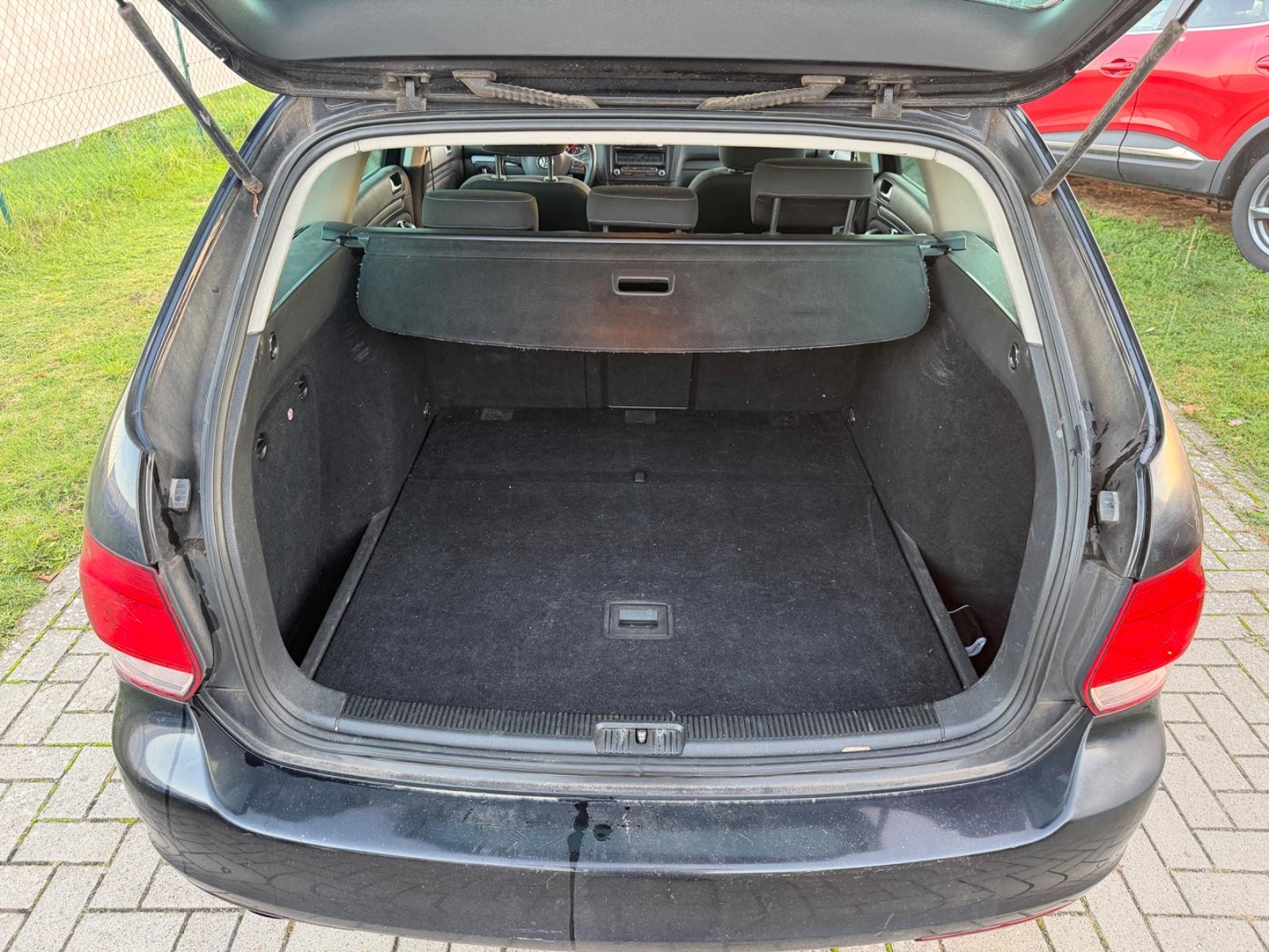 Volkswagen Golf 2012 — photo 24