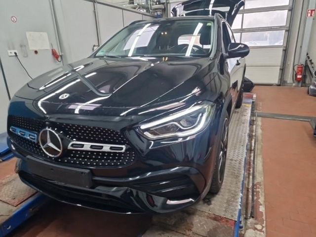 Mercedes-Benz GLA 250 AMG NIGHT 20Z./PANO/BURMESTER/LED-HIGH