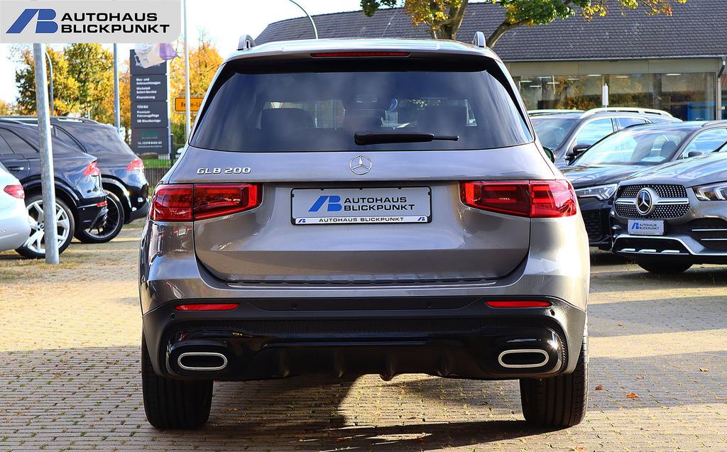 Mercedes-Benz GLB 200