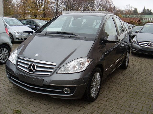 Mercedes-Benz A 180 Elegance Autom / 69.593 Kilometer