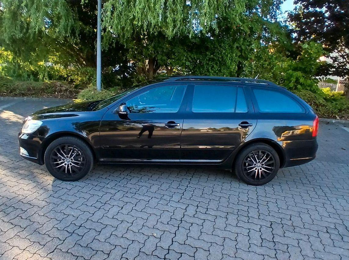 Skoda Octavia 2009 — photo 13