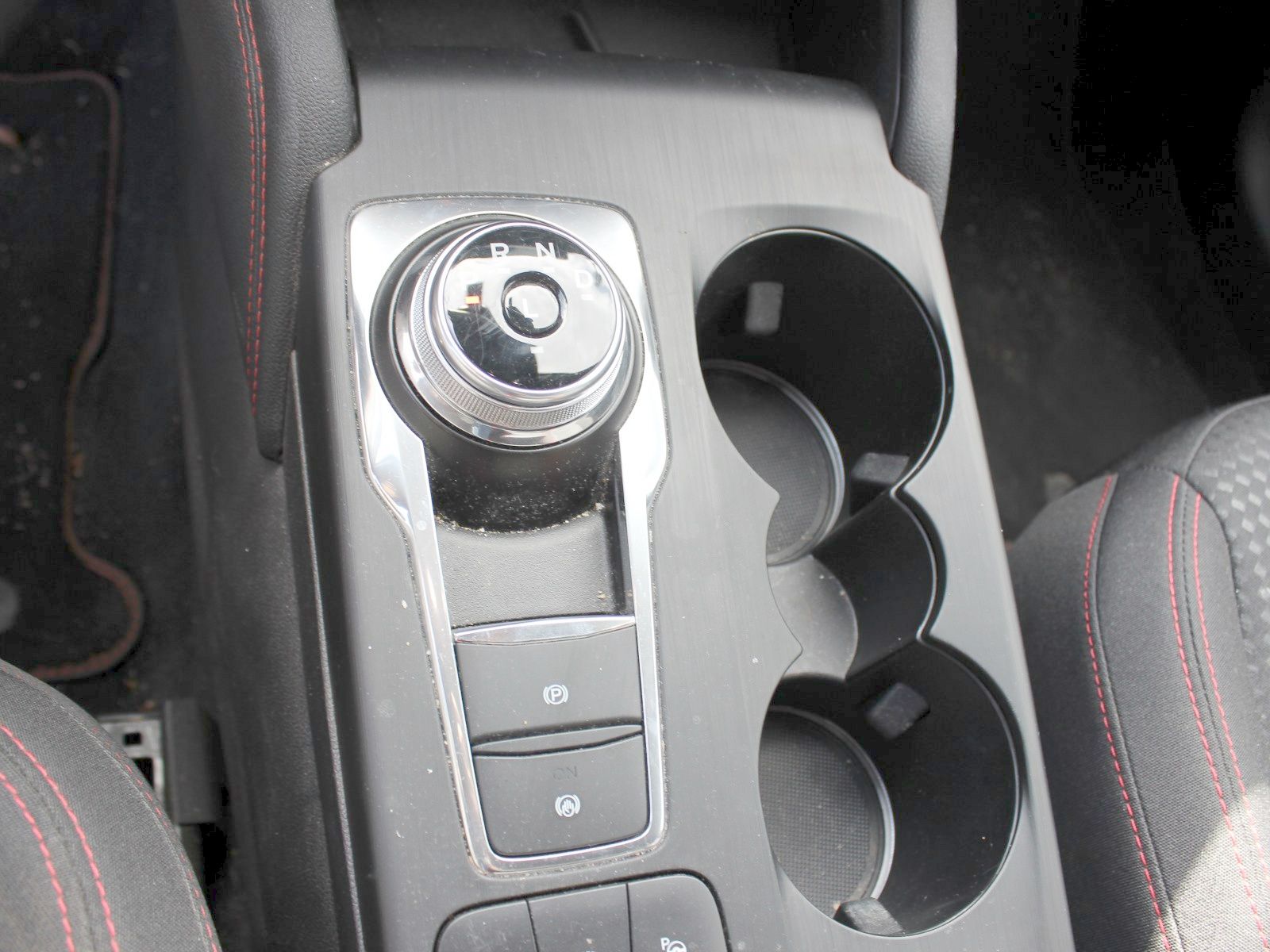 Fahrzeugabbildung Ford Kuga Plug-In Hybrid ST-Line 2,5 Duratec