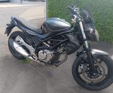 Suzuki Gladius 650 | Nur 11.500 km | TÜV bis 04/ - SUZUKI T500