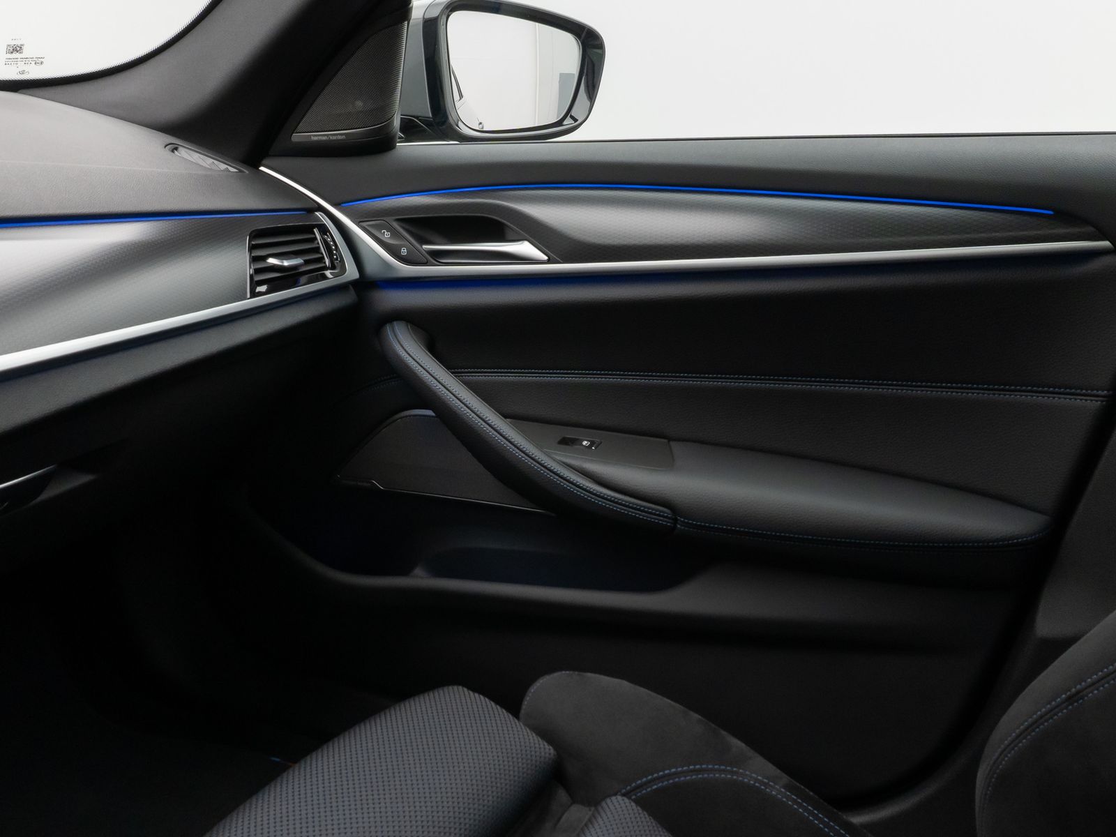 Fahrzeugabbildung BMW 520d M Sport DAB H/K PDC Stop&Go Fernlichtassist