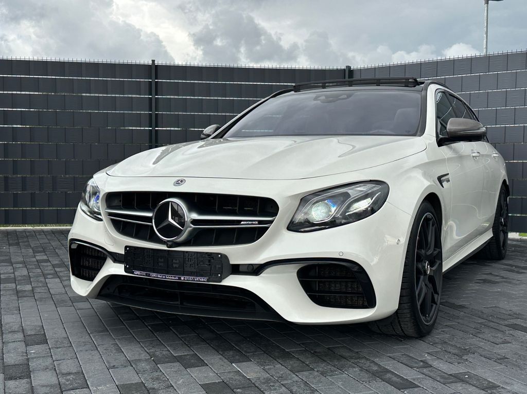 Mercedes-Benz E 63 AMG
