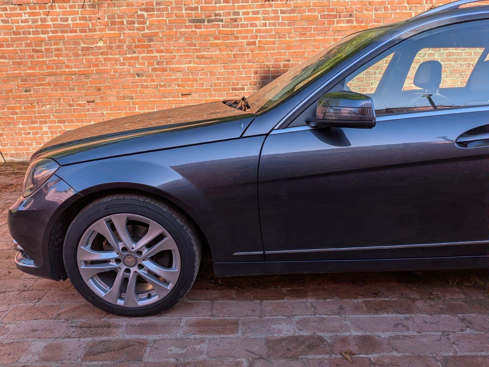 Mercedes-Benz C220 2014 — photo 15