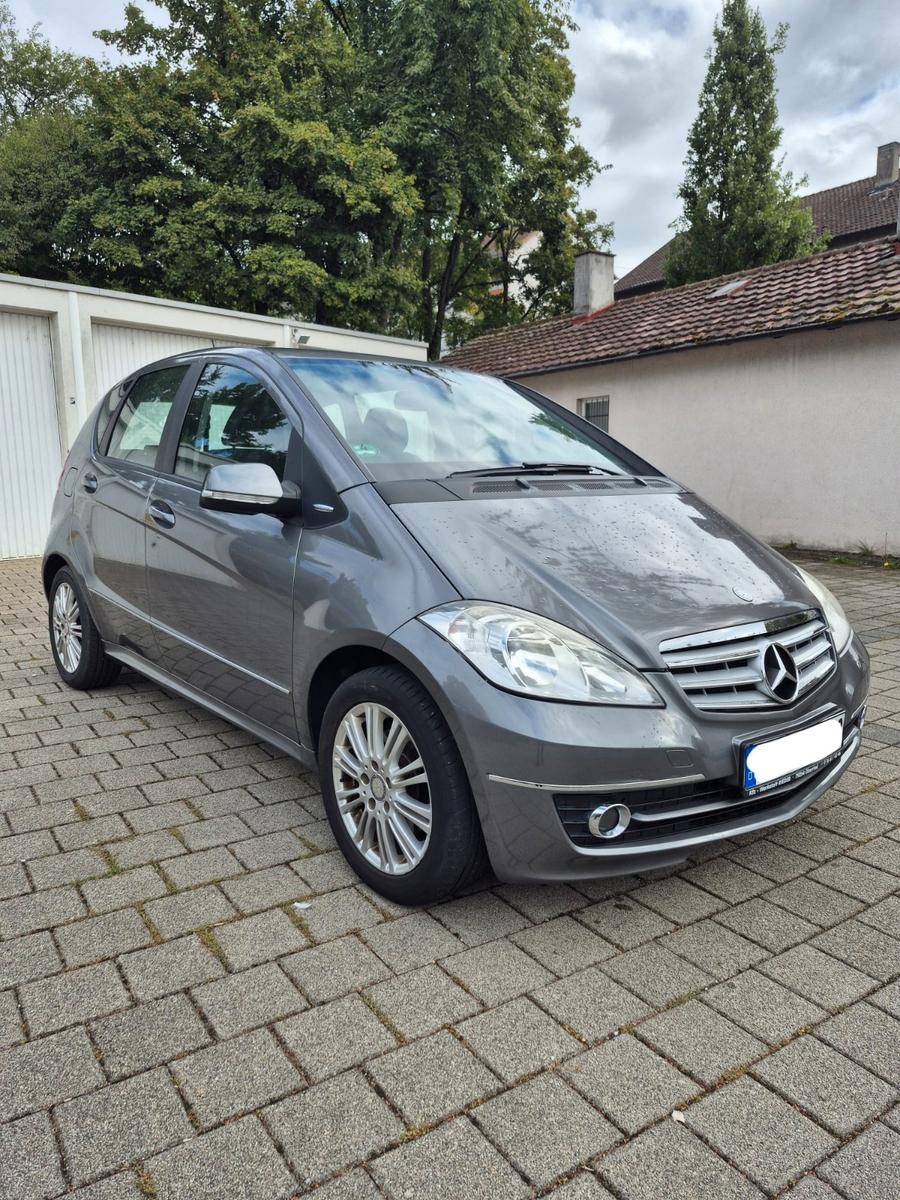 Mercedes-Benz A 180