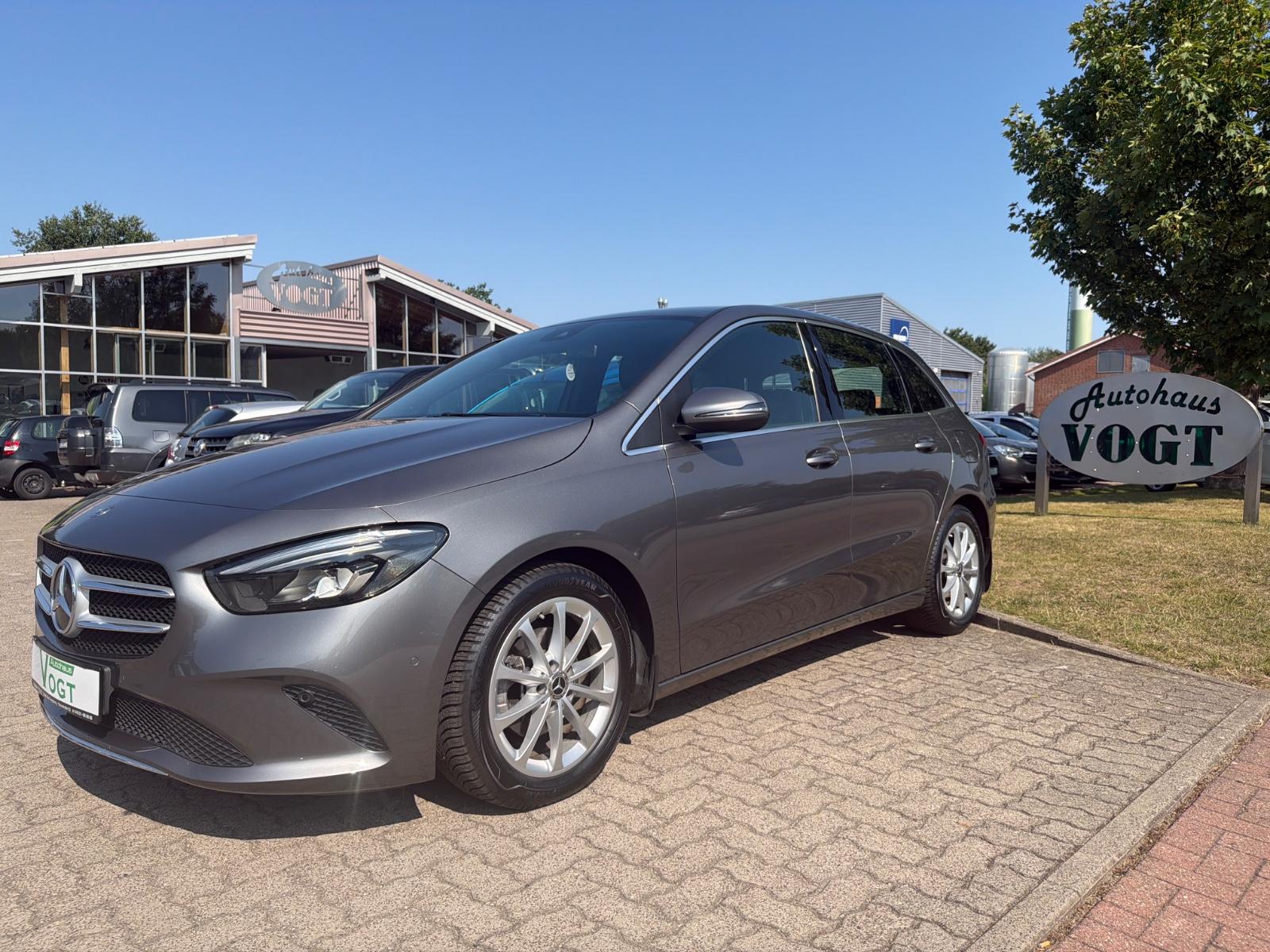 Mercedes-Benz B 180 TEMP/SHZ/KAMERA/AHK