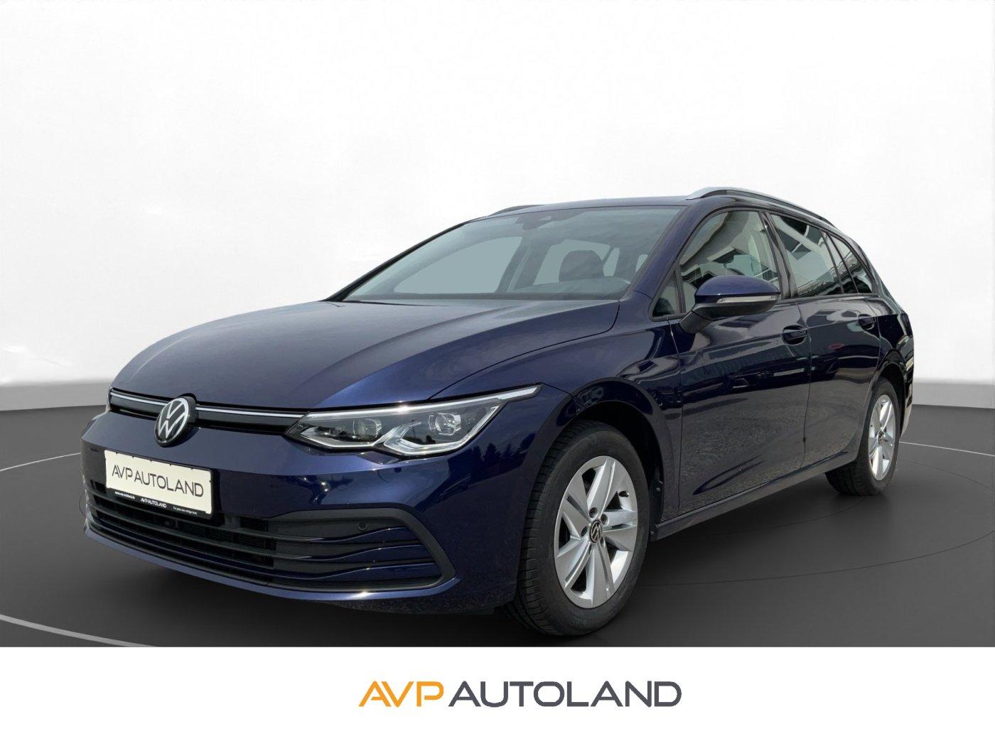 Volkswagen Golf VIII Variant 1.5 TSI LIFE NAVI PANO