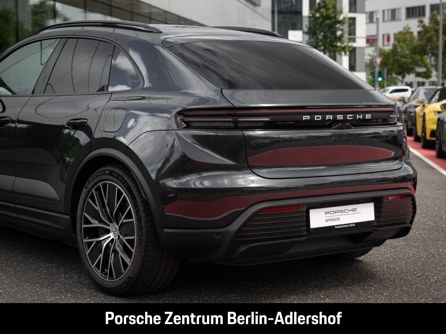 Porsche Macan 4 Surround-View Luftfederung PASM 1.Hand