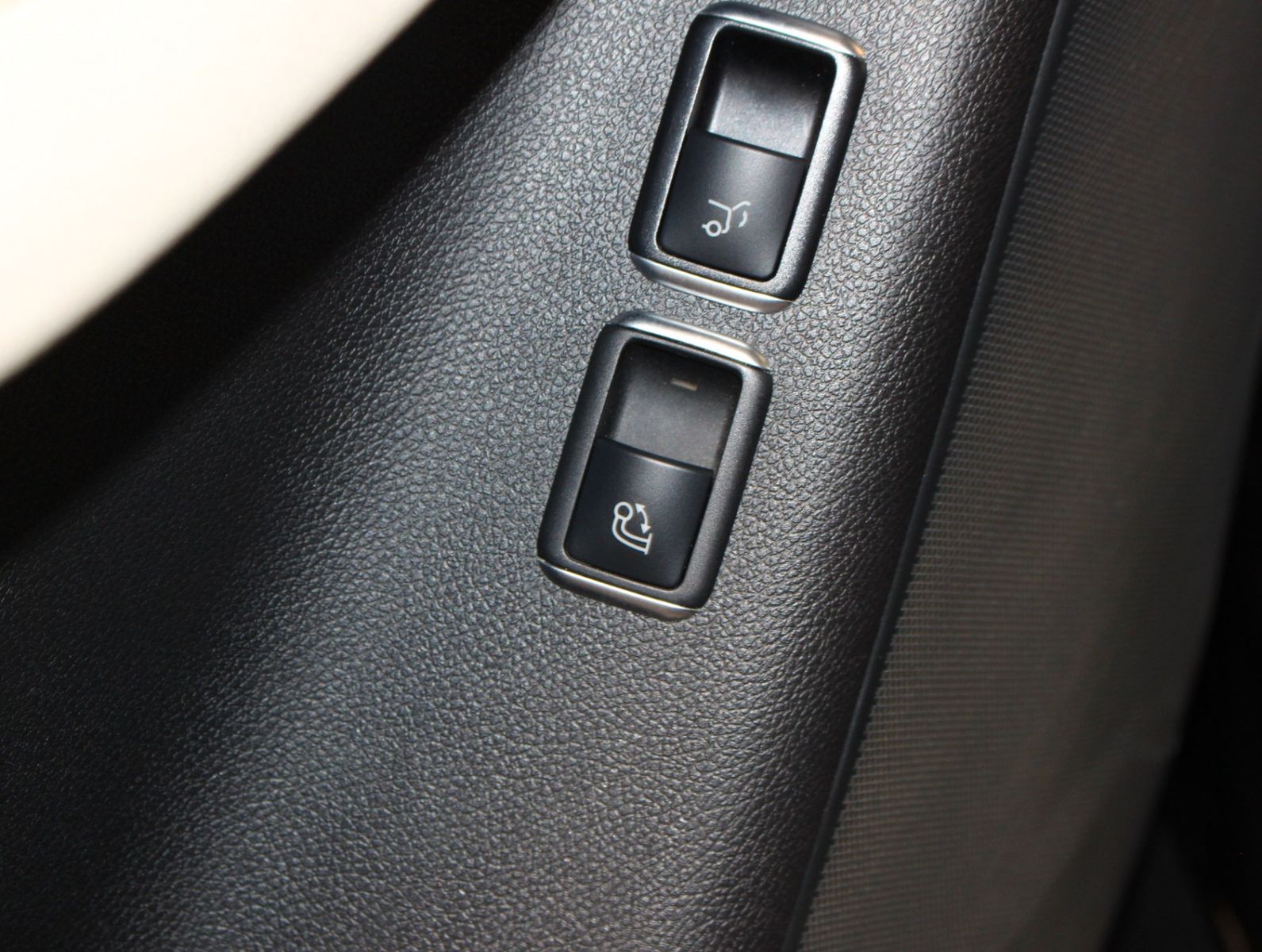 Fahrzeugabbildung Mercedes-Benz GLE 500 4Matic Coupe AMG Line Pano*Standhzg*LED