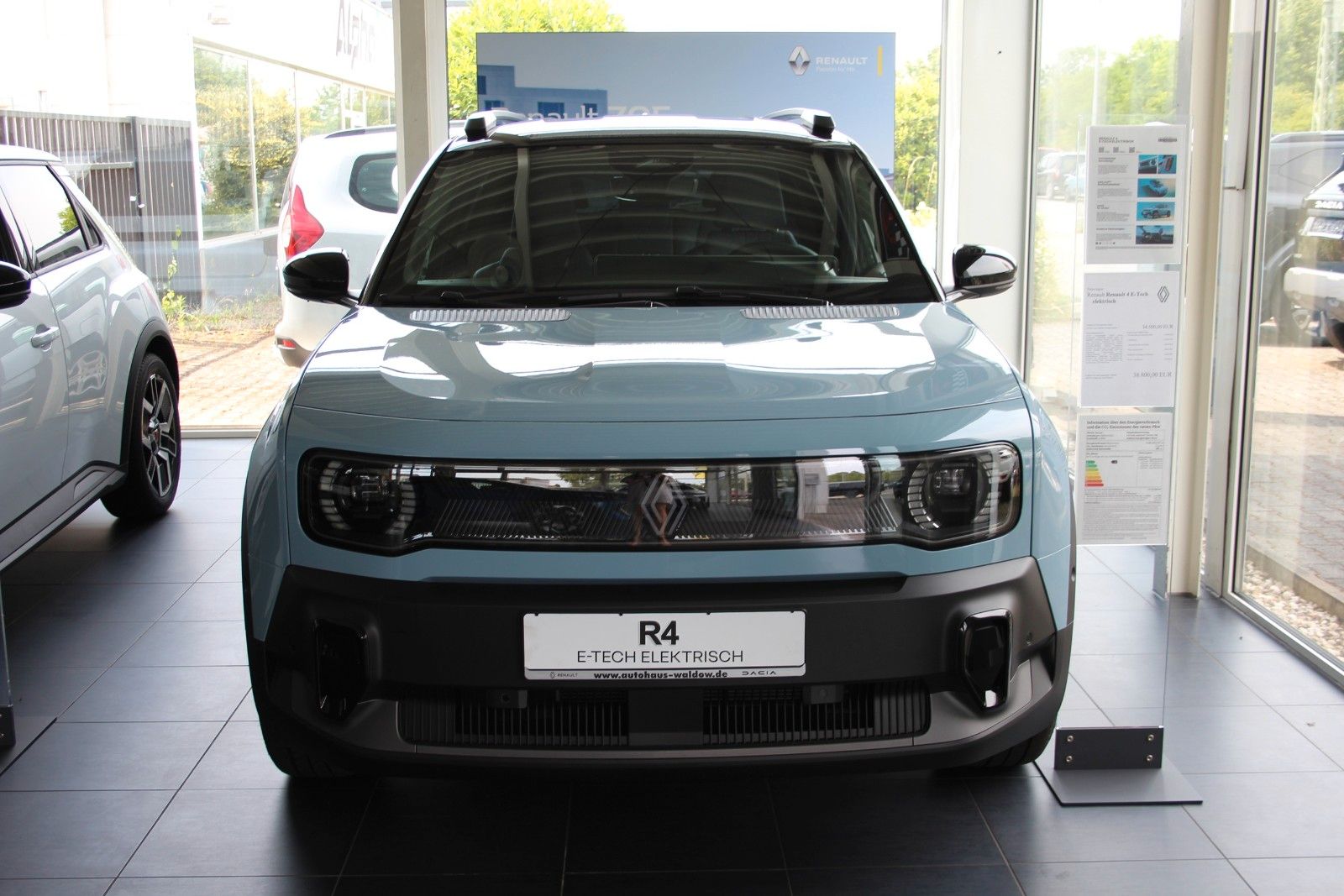 Renault R 4 Techno 150 Comfort Range imagem 2