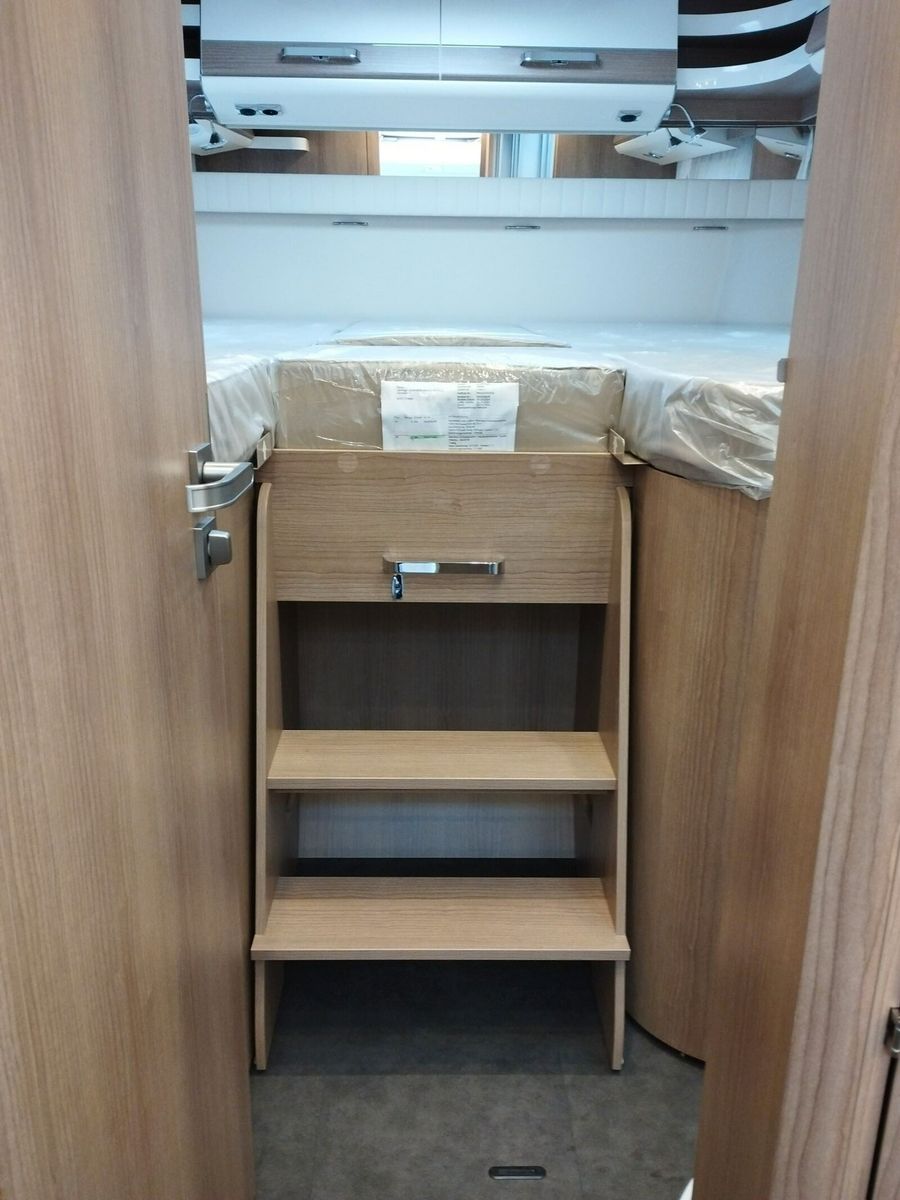 Fahrzeugabbildung Malibu I 490 RB LE comfort Mercedes