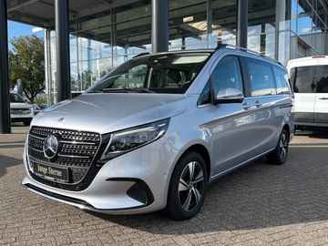 Mercedes V 220 - 4