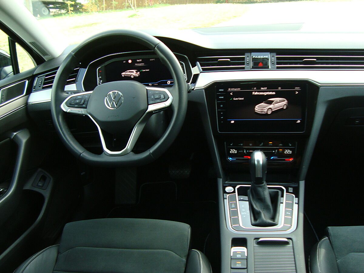 Volkswagen Passat Variant Elegance 2.0 TDI DSG IQ-Matrix... imagem 2