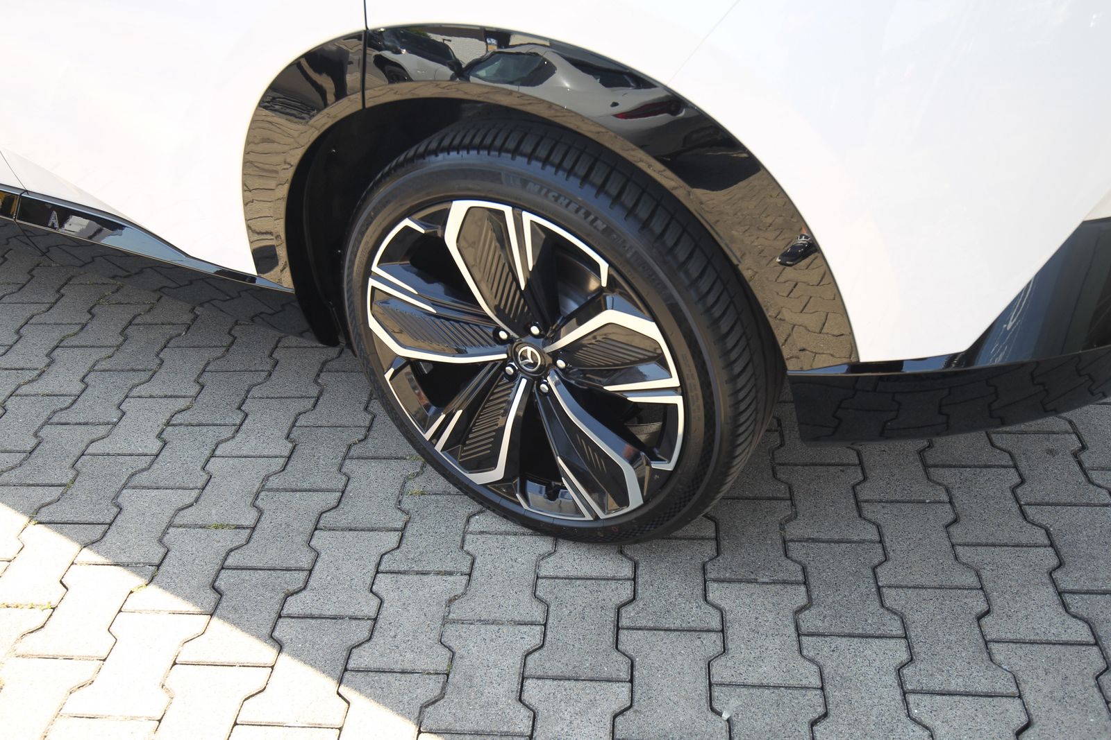 Mazda CX-6e - Bild 8